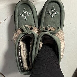 Manitobah - Waterproof Keewatin Mukluks L8